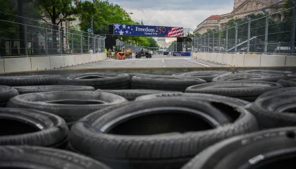 dc-grand-prix-1-ap-jef-260819_1787145920310_hpMain_16x9