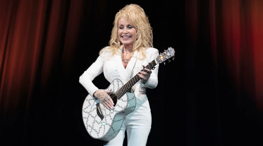 dolly-10-gty-er-260825_1787683700366_hpMain_16x9