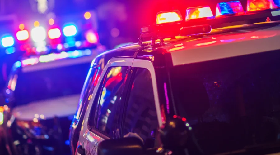 police-hunt-gty-thg-231229_1703860634186_hpMain_16x9