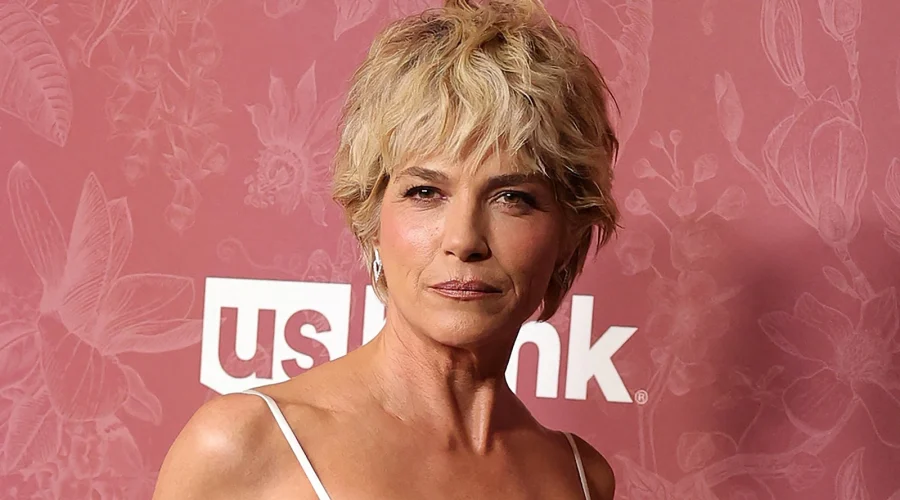 selma-blair-1-gty-gmh-261012_1791828449286_hpMain_16x9