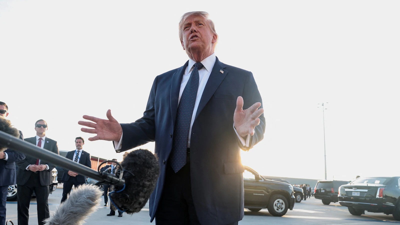 donald-trump-1-rt-gmh-0260617_1781725475402_hpMain_16x9