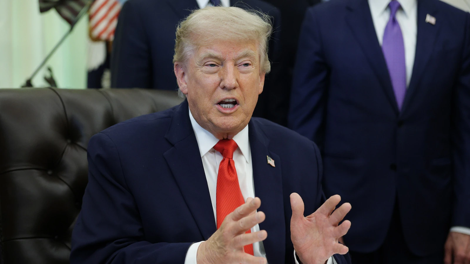 donald-trump-5-gty-gmh-260611_1781208944550_hpMain_16x9