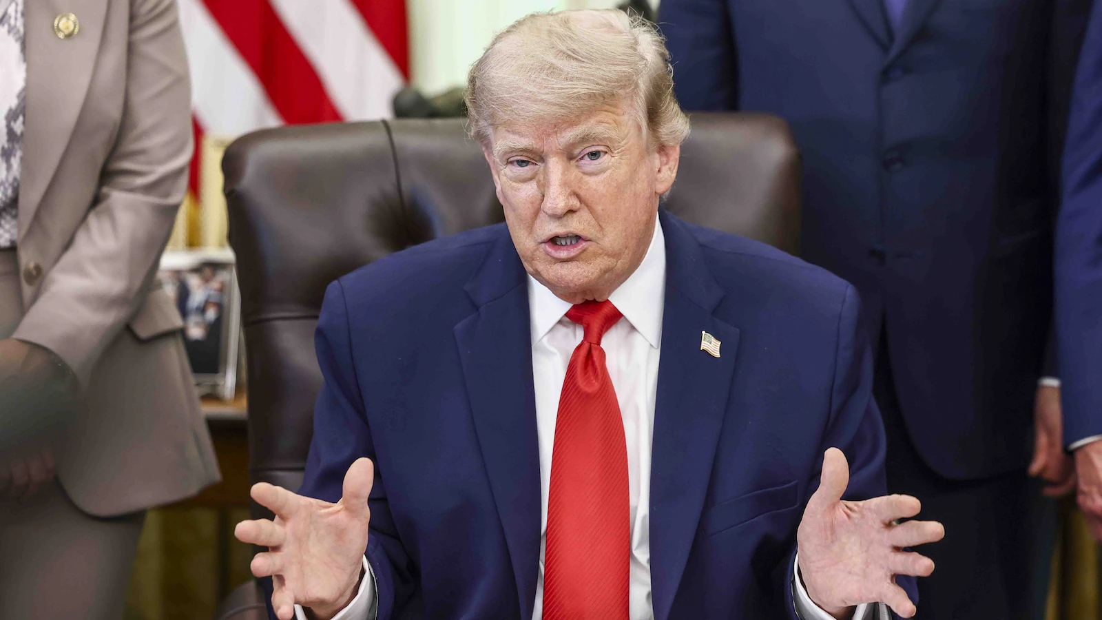donald-trump-6-epa-gmh-260611_1781208944088_hpMain_16x9