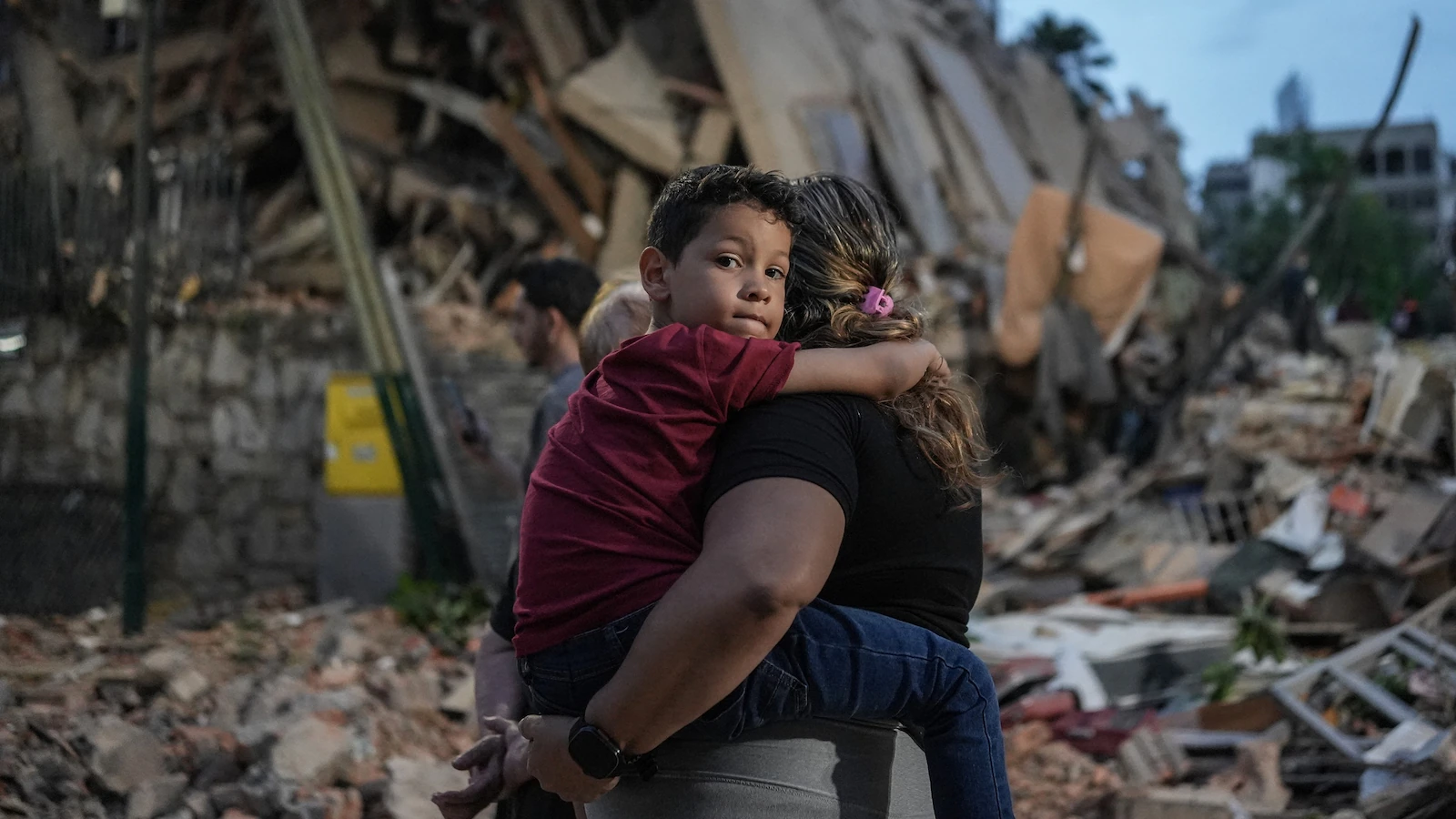 earthquake-3-gty-gmh-260625_1782389194984_hpMain_16x9