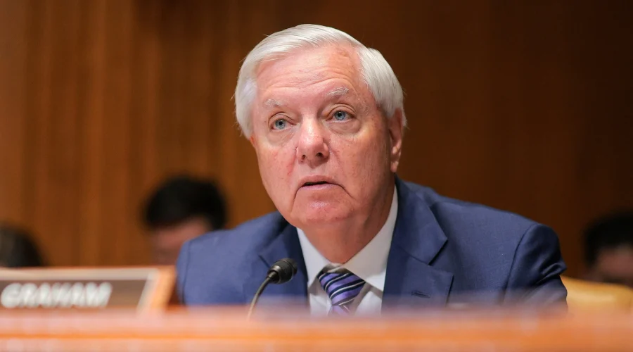 Lindsey-Graham-6-gty-gmh-260712_1783863294841_hpMain_16x9