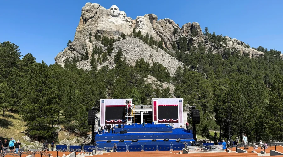 stage-mount-rushmore-rt-jt-260703_1783089332570_hpMain_16x9
