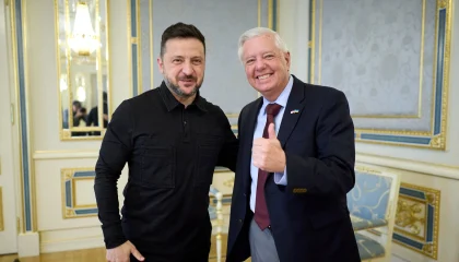 zelensky-graham-01-gty-jt-260714_1784057373114_hpMain_16x9