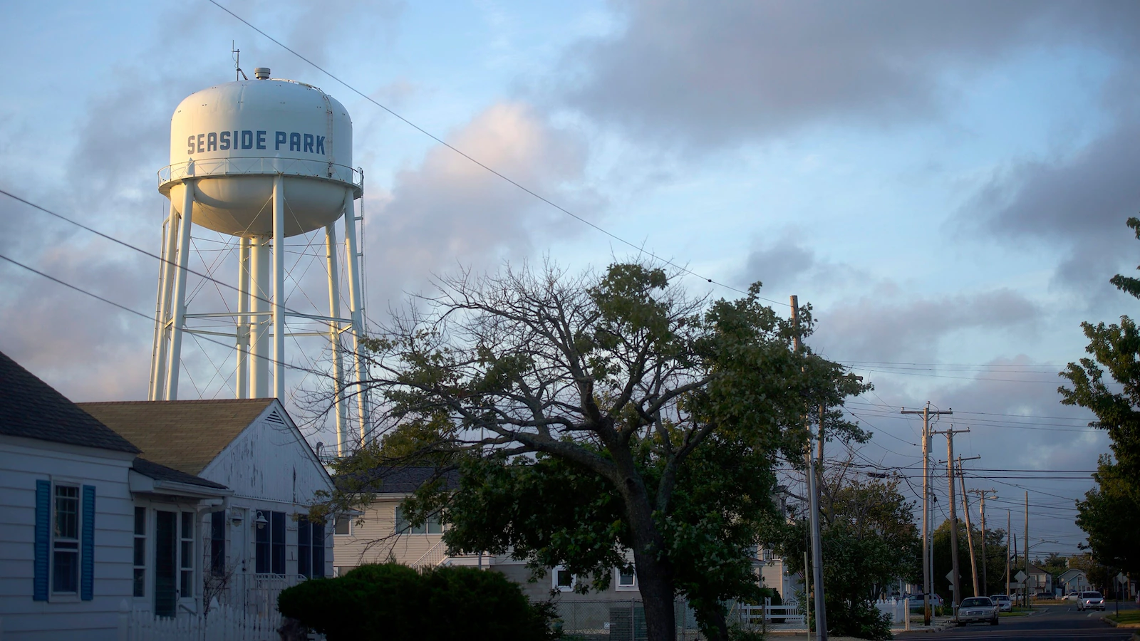 water-tower-nj-gty-jef-260805_1785935226485_hpMain_16x9