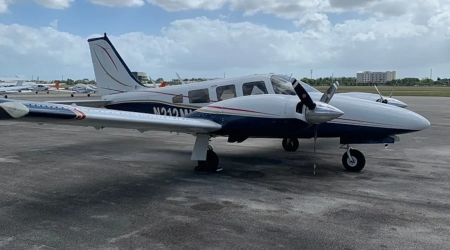 bahamas-crash-plane-cw-20260907_1788827836596_hpMain_16x9